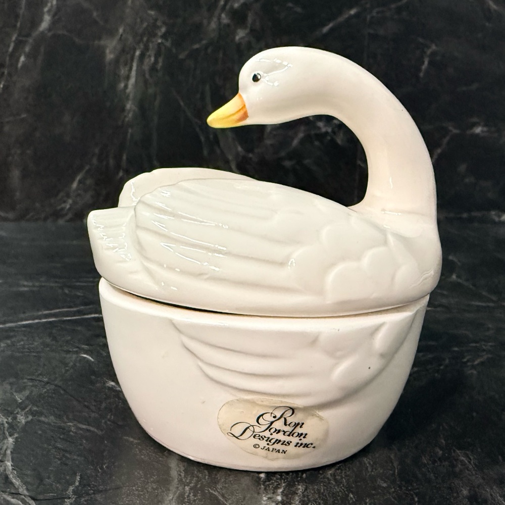 1982 RON GORDON DESIGNS, INC. Swan Trinket Dish - Picture 5 of 15